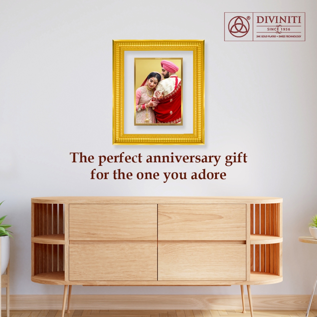 Frame Your Love: Thoughtful and Romantic Photo Frame Gift Ideas for Anniversary